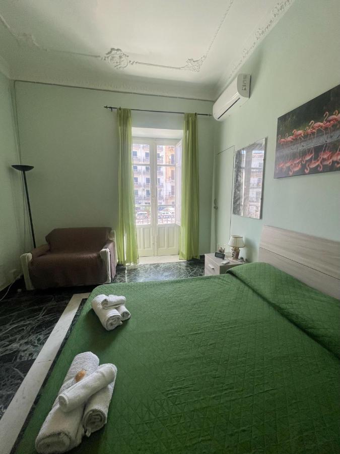 Maya'S Apartment Close To Ballaro Market And Central Station ปาแลร์โม ภายนอก รูปภาพ